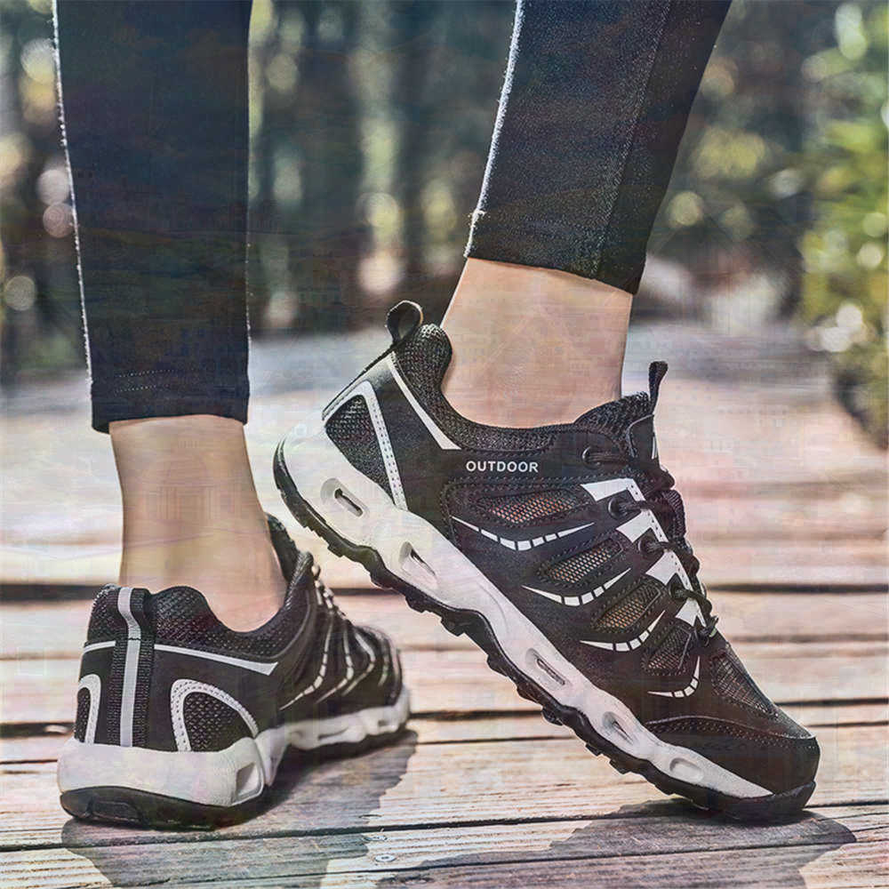 Sumer Round Tip Silver Sneaker - Streetwear Brand From Uk 评论和价格